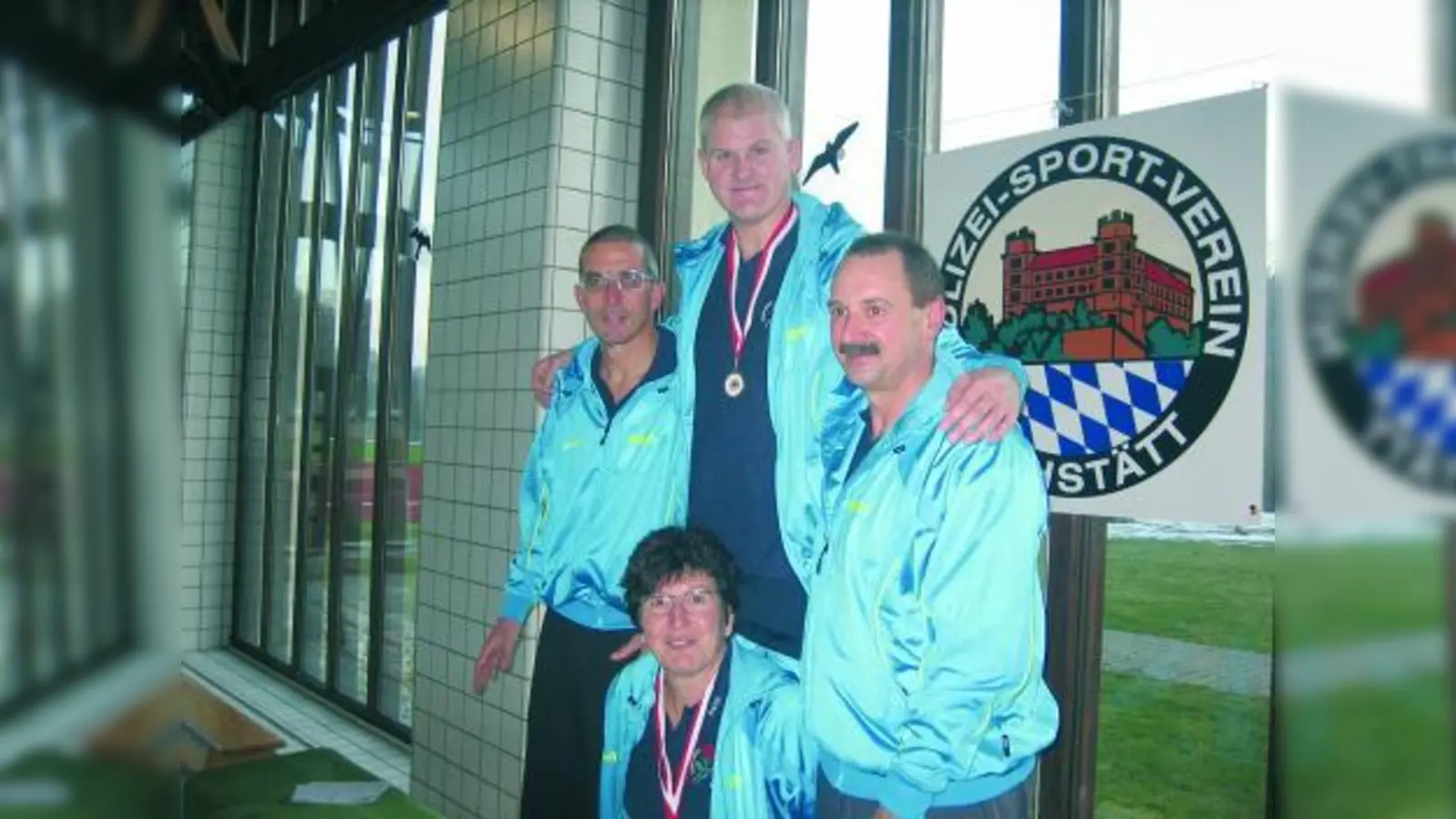 Die Karlsfelder Masters (v.l.) Peter Meyer, Eckhard Weickel, Rudi Christmann und Heidi Rajczak erzielten bei den Oberbayerischen Masters in Eichstätt Erfolge. (Foto: pi)