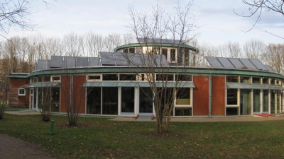 Rund um das Ökologische Bildungszentrum München in Englschalking gibt es viel zu entdecken. (Foto: X, CC BY-SA 3.0)