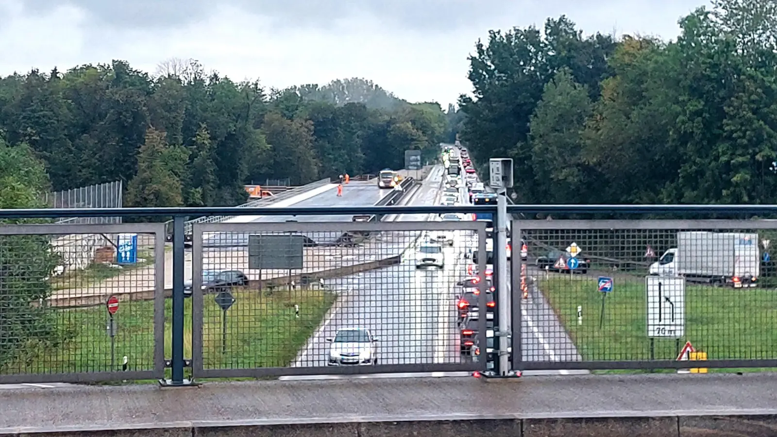 Am Föhringer Ring stehen ab Oktober Rodungsarbeiten an. Auch Vollsperrungen sind in diesem Zuge geplant. (Foto: bas)