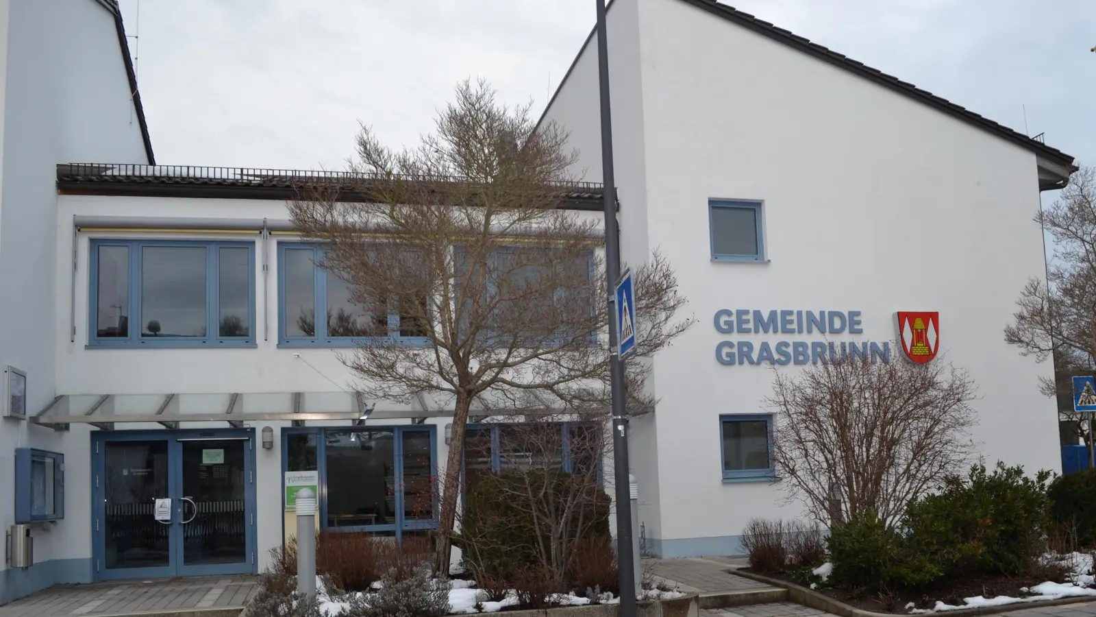 Die Gemeinde Grasbrunn (hier das Rathaus) ist seit kurzem Mitglied im Klima-Bündnis. (Archivbild: ar)