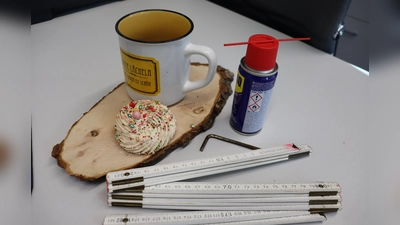 Wie der Name schon sagt, warten auch Kaffee und Kuchen auf die Besucher des Reparaturcafés.  (Symbolbild: mha)