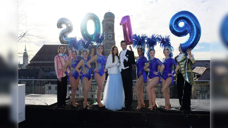 Der Countdown läuft für das Faschingsprinzenpaar der Narrhalla. Am 12. Januar starten sie zusammen mit der ganzen Narrhalla in die Auftrittssaison. (Foto: Robert Bösl)