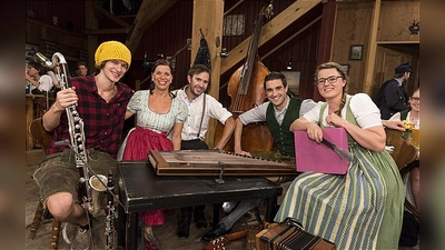 Tschjefem im Pelkovenschlössl: von alpenländischer Volksmusik zum Heimatsound. (Foto: VA)