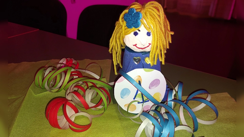 Ein buntes Programm wartet beim Rosenmontagsball im ASZ Moosach. (Foto: bas)