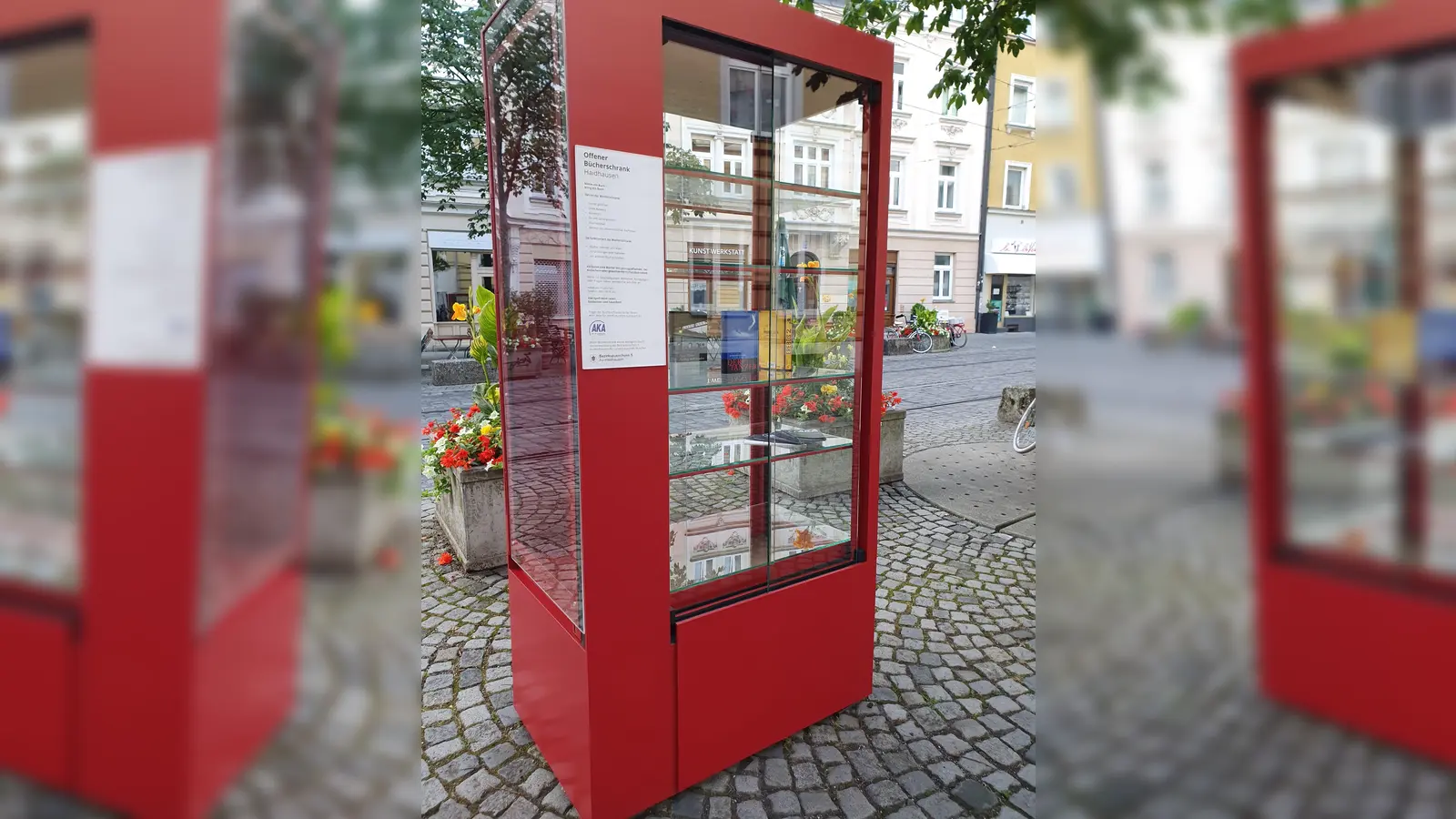 Der neue Haidhauser Bücherschrank wartet darauf, befüllt zu werden. Träger ist der Verein AKA. (Foto: AKA)