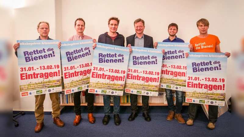 Im Aktionsbündnis zum Volksbegehren vereint: Matthias Luy, Claus Obermeier, Ludwig Hartmann, Christian Hierneis, Jürgen Fernengel und Thommy Prudlo (v. li.). (Foto: Franziska Baur)