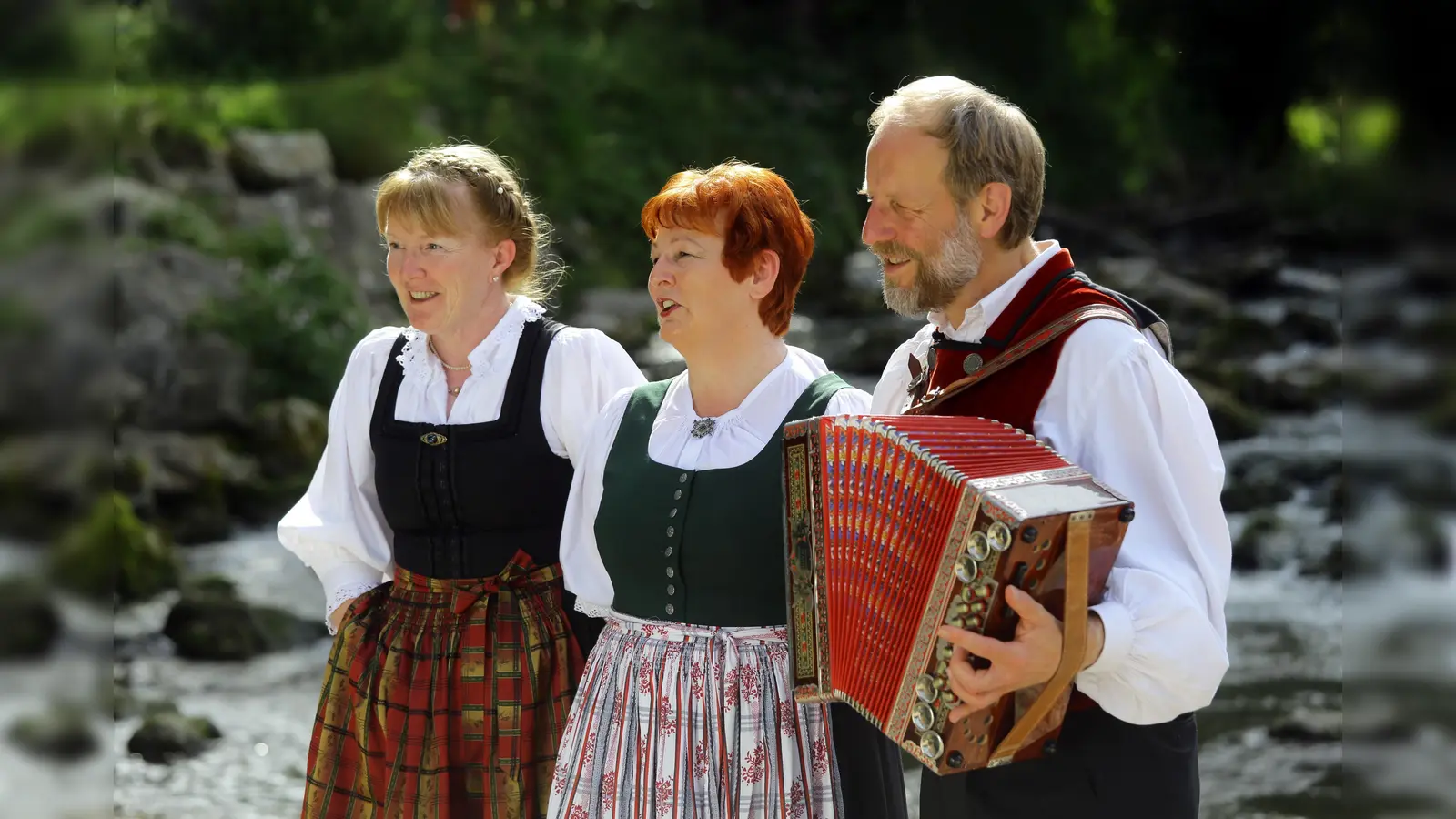 Die Geschwister Laschinger präsentieren ihr aktuelles Programm "Was hätt'ns denn gern?"  (Foto: VA)