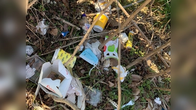 Moosachs Grünflächen, Plätze und Straßen sollen wieder von Unrat befreit werden. (Symbolbild: dm)