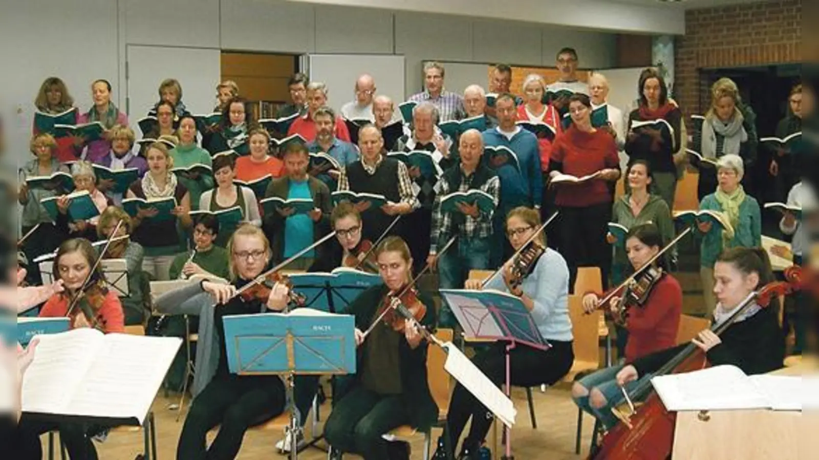 Für die Aufführung der Kantaten aus Bachs Weihnachtsoratorium bekommen die »FinSingerd« Verstärkung von weiteren Musikern und Ensembles. 	 (Foto: FinSingers)