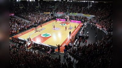 Ab dem ersten Juni-Wochenende spielen zehn Teams im Münchner Audi Dome die Deutsche Meisterschaft 2020 aus. In Corona-Zeiten natürlich ohne Zuschauer.  (Foto: Pimpauge, CC BY-SA 3.0)