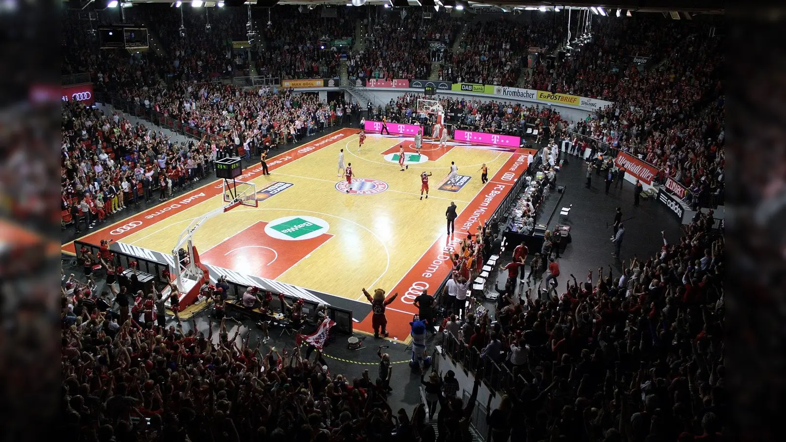 Ab dem ersten Juni-Wochenende spielen zehn Teams im Münchner Audi Dome die Deutsche Meisterschaft 2020 aus. In Corona-Zeiten natürlich ohne Zuschauer.  (Foto: Pimpauge, CC BY-SA 3.0)