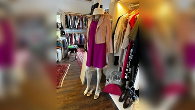 Im Allerlei in Aying findet man jede Menge fesche Sommermode zum kleinen Preis. (Foto: Welz)