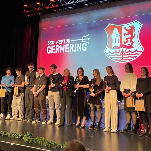 Die Clubmeister der SG Neptun wurden auf der Weihnachtsfeier geehrt. (Foto: SG Neptun)