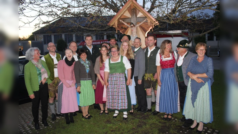 Der G.T.E.V. Bairer Winkler feierte heuer sein 90. Gründungsfest. Auch Ministerpräsident Markus Söder stattete den Trachtlern einen Besucg ab. (Foto: Otto Hartl)