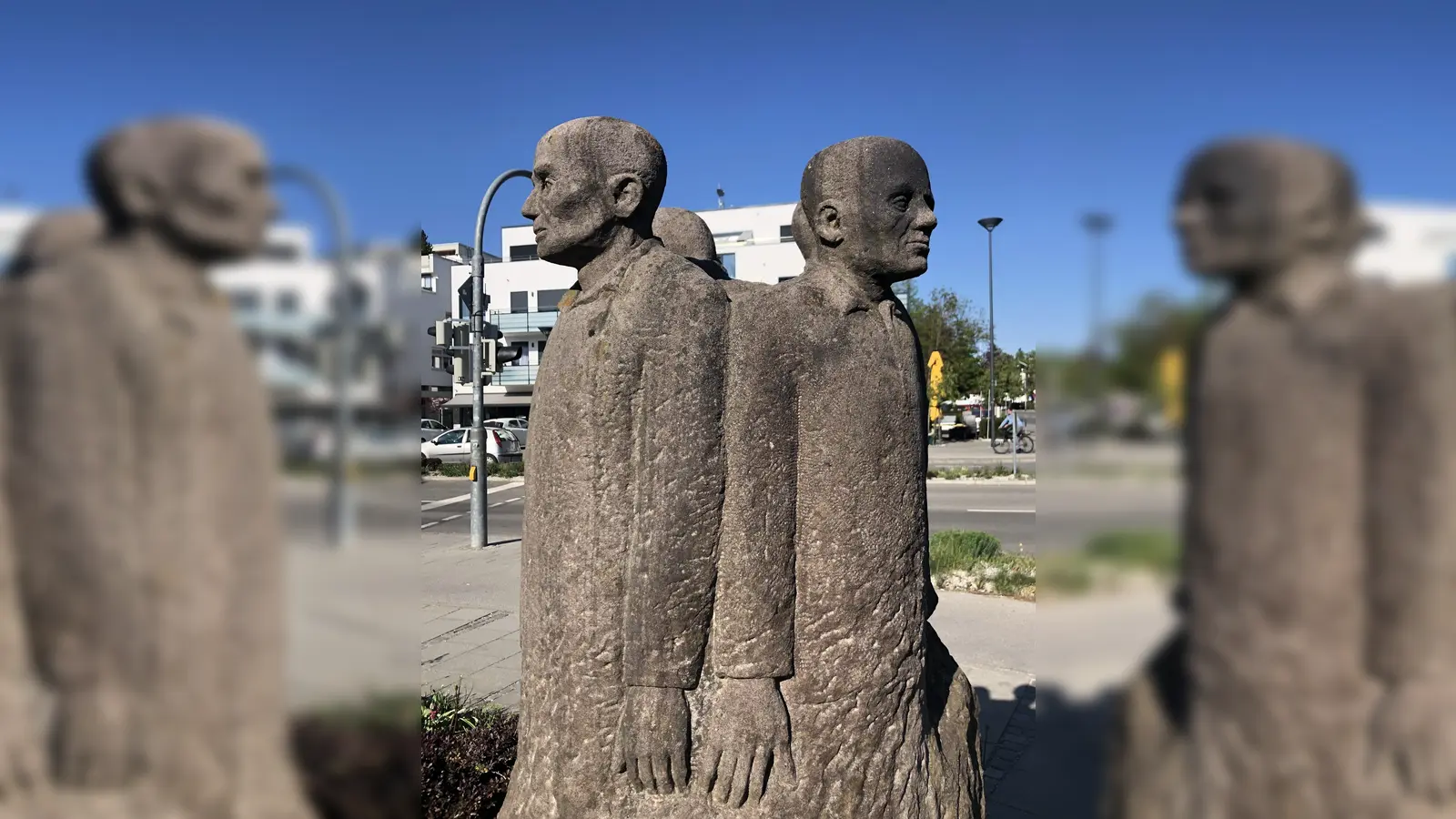 In Ottobrunn erinnert an das Elend des KZ-Außenlagers für Zwangsarbeiter eine Statue von Wolfgang Sandt. (Foto: hw)