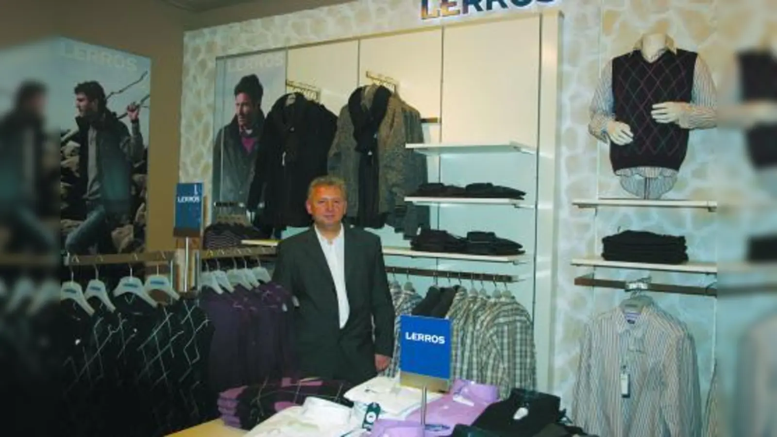 Filialgeschäftsleiter Günther Dechant freut sich auf die Eröffnung der Kaufring-Filiale in Fürstenried am 22. Oktober: „Wir starten mit einem wahren Feuerwerk an tollen Eröffnungsangeboten.” (Foto: se)