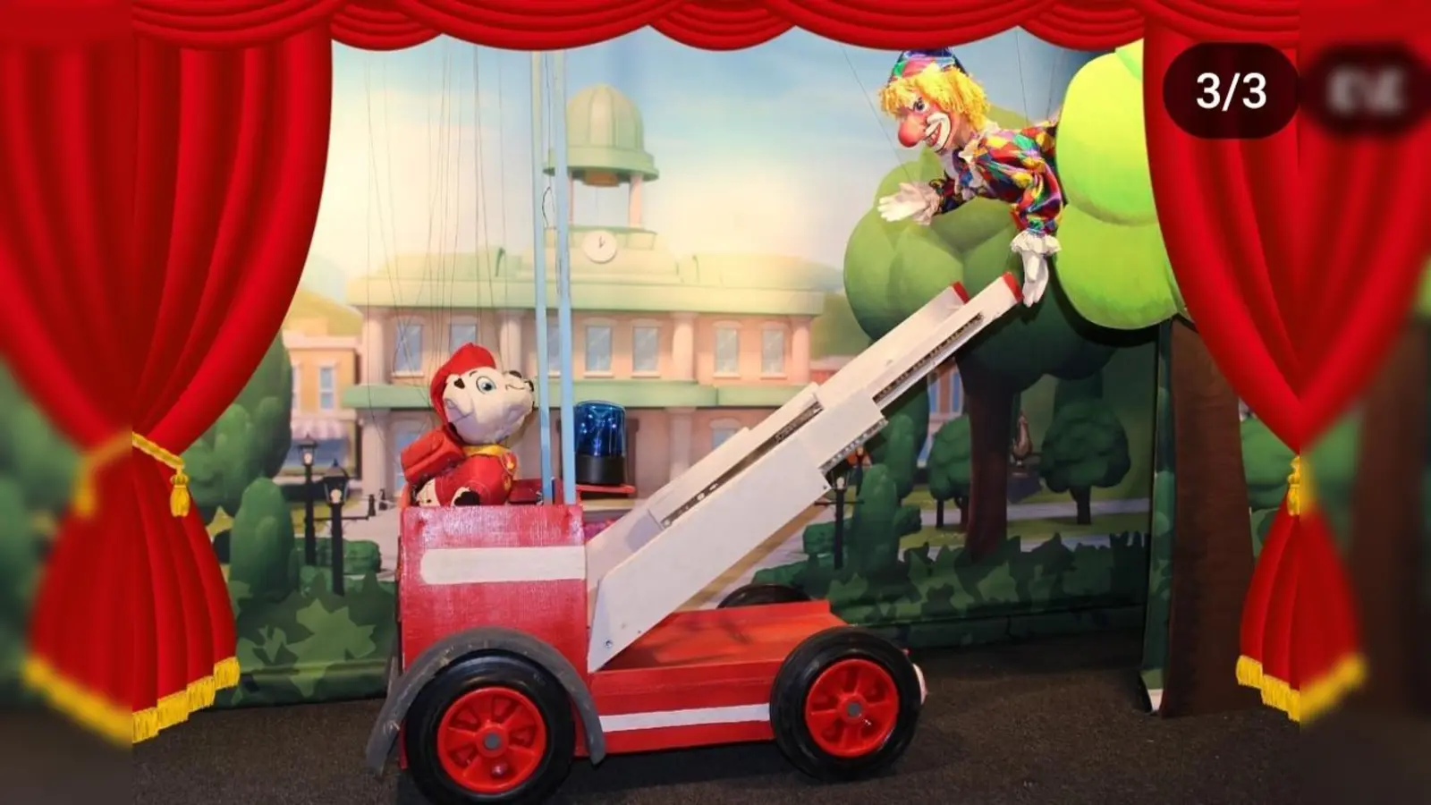 Die Helfer auf Vier Pfoten spüren einen gestohlenen Diamanten auf und retten Clown Peppino. (Foto: Mariposa)