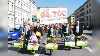 Schon in der ersten Phase war der Rückhalt groß. 25.000 brauchten die Initiatoren des Volksbegehrens Artenvielfalt, fast 100.000 waren zusammengekommen. Daher ist der Optimismus, auch eine Million Bayern zu mobilisieren, groß. (Foto: Aktionsbündnis)