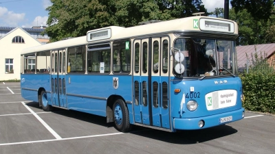 Wer sich für die Geschichte der Öffentlichen Mobilität interessiert, ist am 18. September im Rahmen der Mobilitätstage im Landkreis Fürstenfeldbruck kostenlos zu einer Fahrt mit dem historischen Bus und Führung in das MVG-Museum in München herzlich eingeladen. Eine Anmeldung unter mobil.marketing@lra-ffb.de ist erforderlich. (Foto: Kraftverkehr München GmbH)