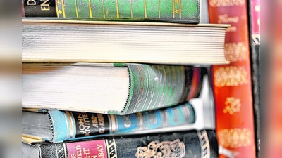 Der Bücherflohmarkt bietet eine reiche Auswahl an Romanen, Sach- und Kinderbüchern. (Foto: B.Köber/ Archiv)