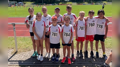 Sie traten beim Ursel-Rechenmacher-Sportfest an: Elisabeth Peukmann, Victoria Müller, Liam Maudrich, Carl-Louis Henke, Thilo Paul, Tobias Cherchi, Valentin Aberl (hinten v.l.) sowie Sarah Hartl, Levi Hanft und Mariliis Kubpart (vorne v. links). (Foto: SV Germering/ privat)