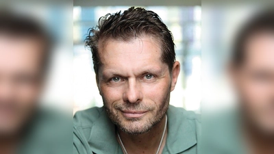 Der ehemalige Fußballprofi Uli Borowka sammelt für seinen Verein „Uli Borowka Suchtprävention und Suchthilfe e.V.”. (Foto: © Uli Borowka)