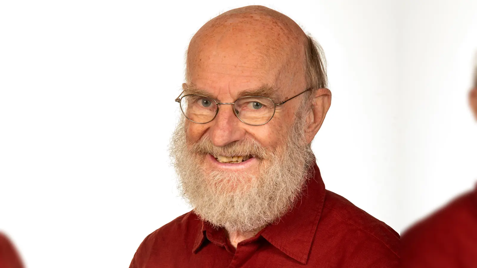 Der Referent Heiner Müller-Erdmann führt durch den Abend. (Foto: Naglik)