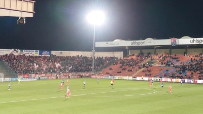 Im Sportpark Unterhaching kämpft am 24. Mai die zweite Mannschaft der SpVgg um den Klassenerhalt in der Bayernliga Süd. Zu Gast ist der SC Luhe-Wildenau aus der Oberpfalz. (Archivbild: bas)