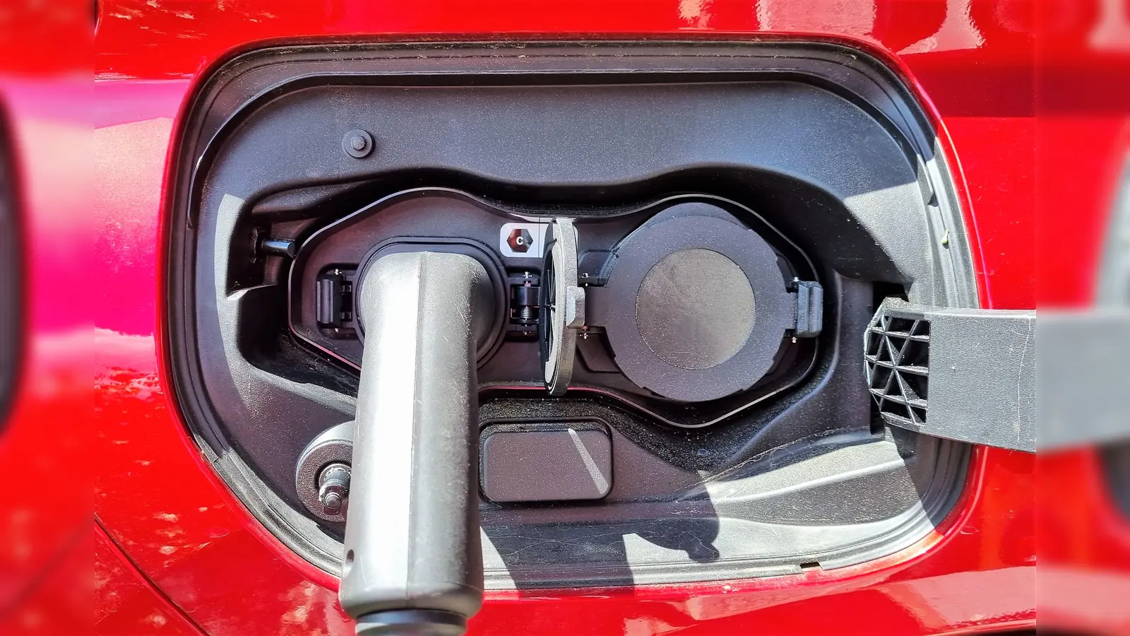 Der Minister fordert im Interesse von Arbeitnehmern, Zulieferern und dem Mittelstand „faire Wettbewerbsbedingungen für alle Antriebsarten.” (Symbolbild: chk)