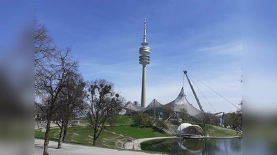 Groß und mit ebenso kühner wie zeitloser Architektur rücken die Sportstätten im Olympiapark bei der Bewerbung für die Sommerspiele 2036 oder 2040 wieder in den Mittelpunkt.  (Foto: mha)