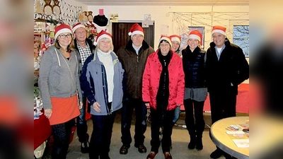 Privater Christkindlmarkt der Familie Kaltenberger  spendet die gesamten Einnahmen von 4.729 Euro an Sternstunden!	 (Foto: Kaltenberger)