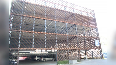 Da geht was Besseres: Die Hochgarage ist in den Augen des Bezirksausschusses verzichtbar. (Foto: job)