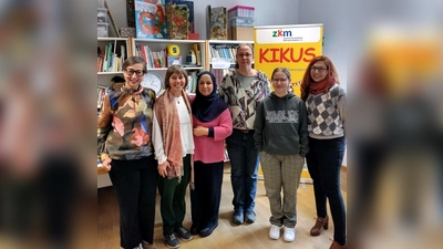 Einige der erfolgreichen Teilnehmerinnen am KIKUS-Aufbauseminar.  (Foto: Zentrum für kindliche Mehrsprachigkeit e.V.)