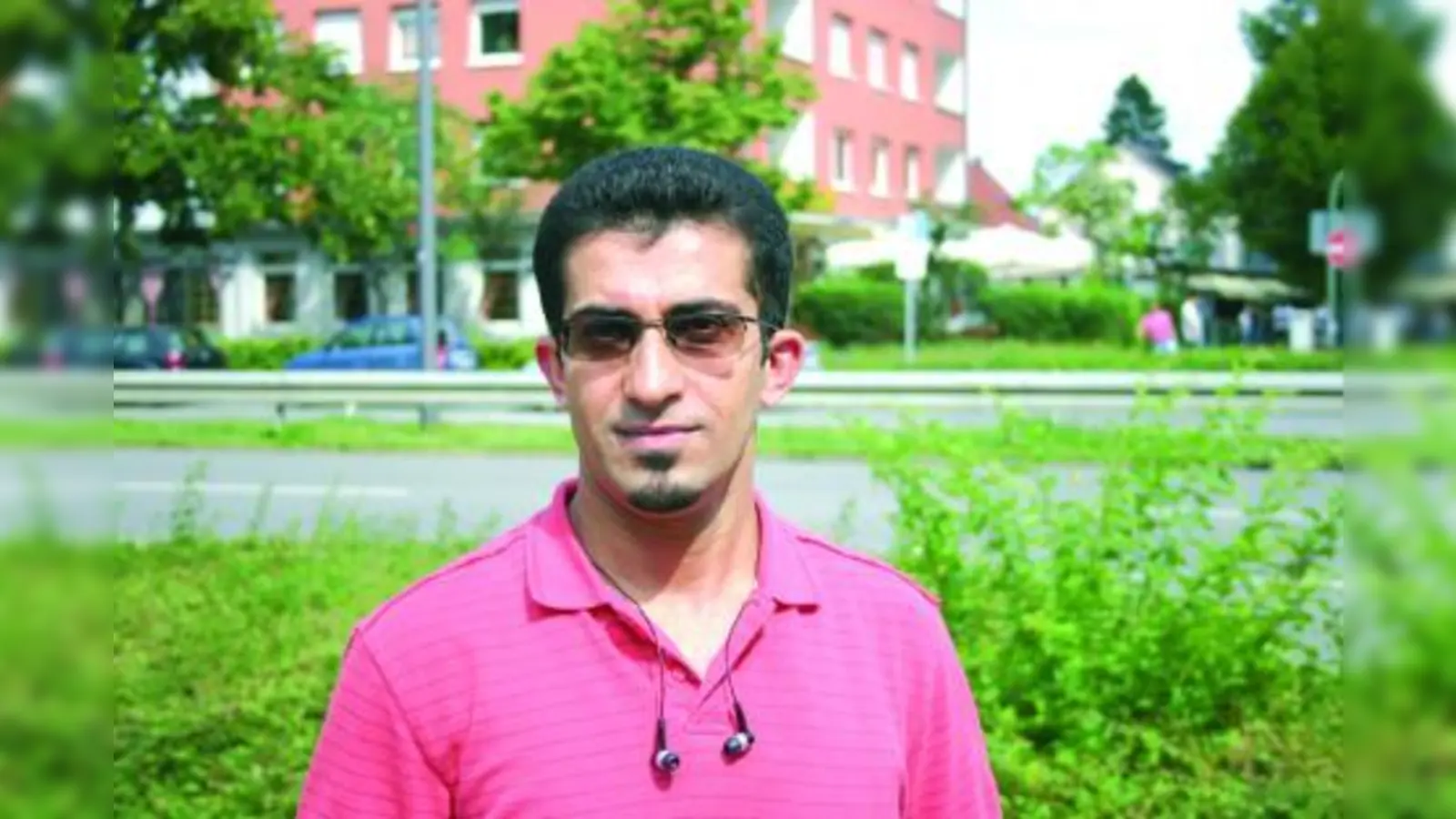 &lt;b&gt;Nuraldin Alkarchi, Laim&lt;/b&gt;<br>Dass die Lebensmittel in der letzten Zeit immer teurer werden, habe ich beim Einkaufen auch schon fest gestellt. Bis jetzt kann ich mir zum Glück aber noch alles leisten, was ich zum leben brauche. (Foto: vn)