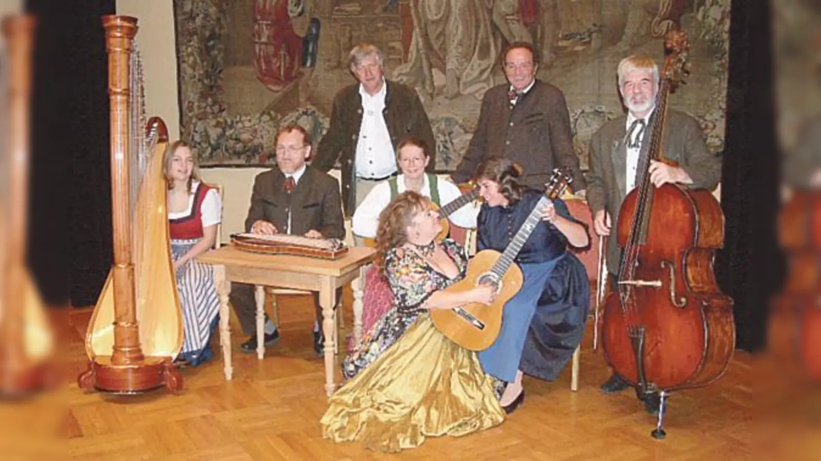 Man nehme »Die Oberbayern« und die »Pitzenshofner Saitenmusik« und heraus kommt ein amüsanter, kurzweiliger Abend.  (Foto: privat)