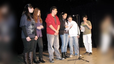 Die Schülerfirma organisierte einen bunten Abend.