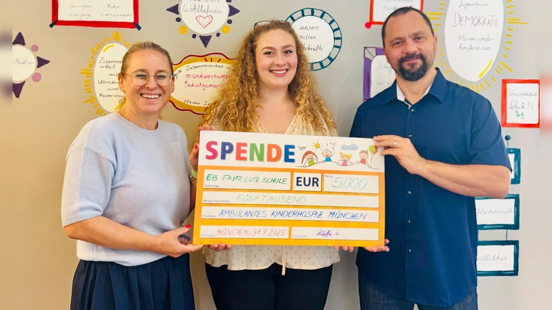 Von links nach rechts: Tamara Rambrunner (Zweite Vorsitzende Elternbeirat), Anna-Amanda Steinfatt (Verantwortliche des Kinderhospizes) und Wolfgang Kaletta (Erster Vorsitzender Elternbeirat). (Foto: privat)