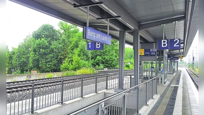 Am S-Bahnhof Berg am Laim kam es zu einem medizinischem Notfall. (Archivbild: bas)