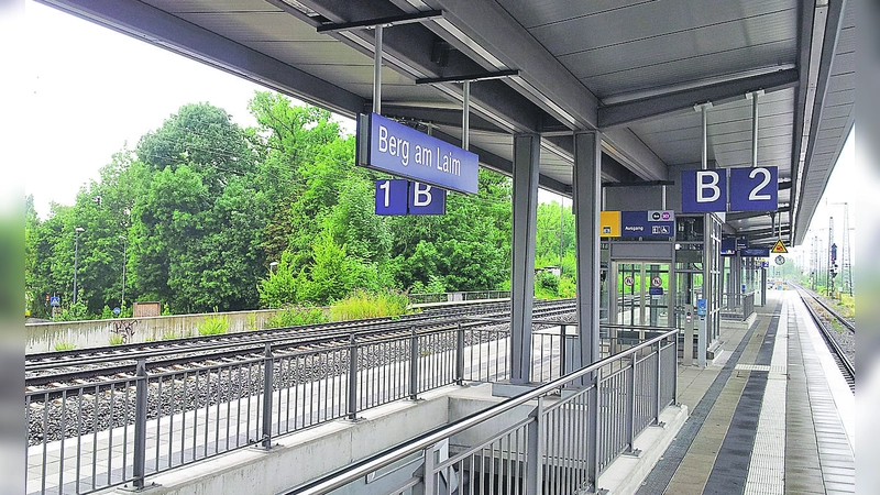 Am S-Bahnhof Berg am Laim kam es zu einem medizinischem Notfall. (Archivbild: bas)