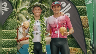 Felix Schiller (l.) und Niko Malleczek prägten die Wettkampftage auf den Cook Islands maßgeblich. (Foto: Eva Schiller)