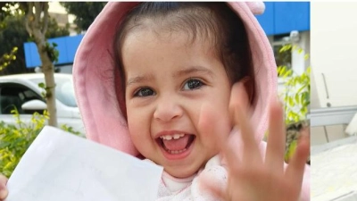 Deutsche-Lebensbrücke-Kind Basmala: Nur ein Jahr liegt zwischen beiden Aufnahmen. (Foto: Marie Bastide)