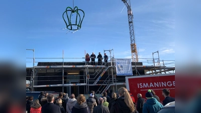 Die Kindertagesstätte am Seidl-Kreuz-Weg wird vier Krippen- und zwei Kindergartengruppen beherbergen. (Foto: Gemeinde Ismaning)