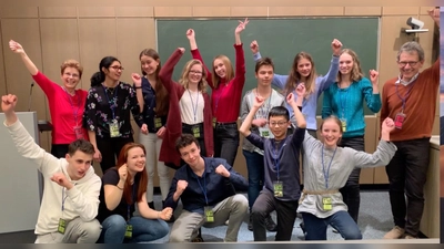 Einstein wäre stolz gewesen: neun junge Kandidaten, die zum Finale nach Bad Honnef fahren, inklusive drei Nachrückern. (Foto: privat)