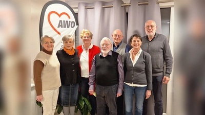 Der frisch gebackene Vorstand der AWO-Nachbarschaftshilfe Ottobrunn-Neubiberg freut sich nach der Neuwahl auf eine gute Zusammenarbeit. (Foto: AWO)