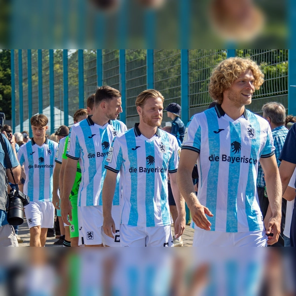 Preisgekrönt: Heimtrikot des TSV 1860 München. (Foto: Anne Wild)