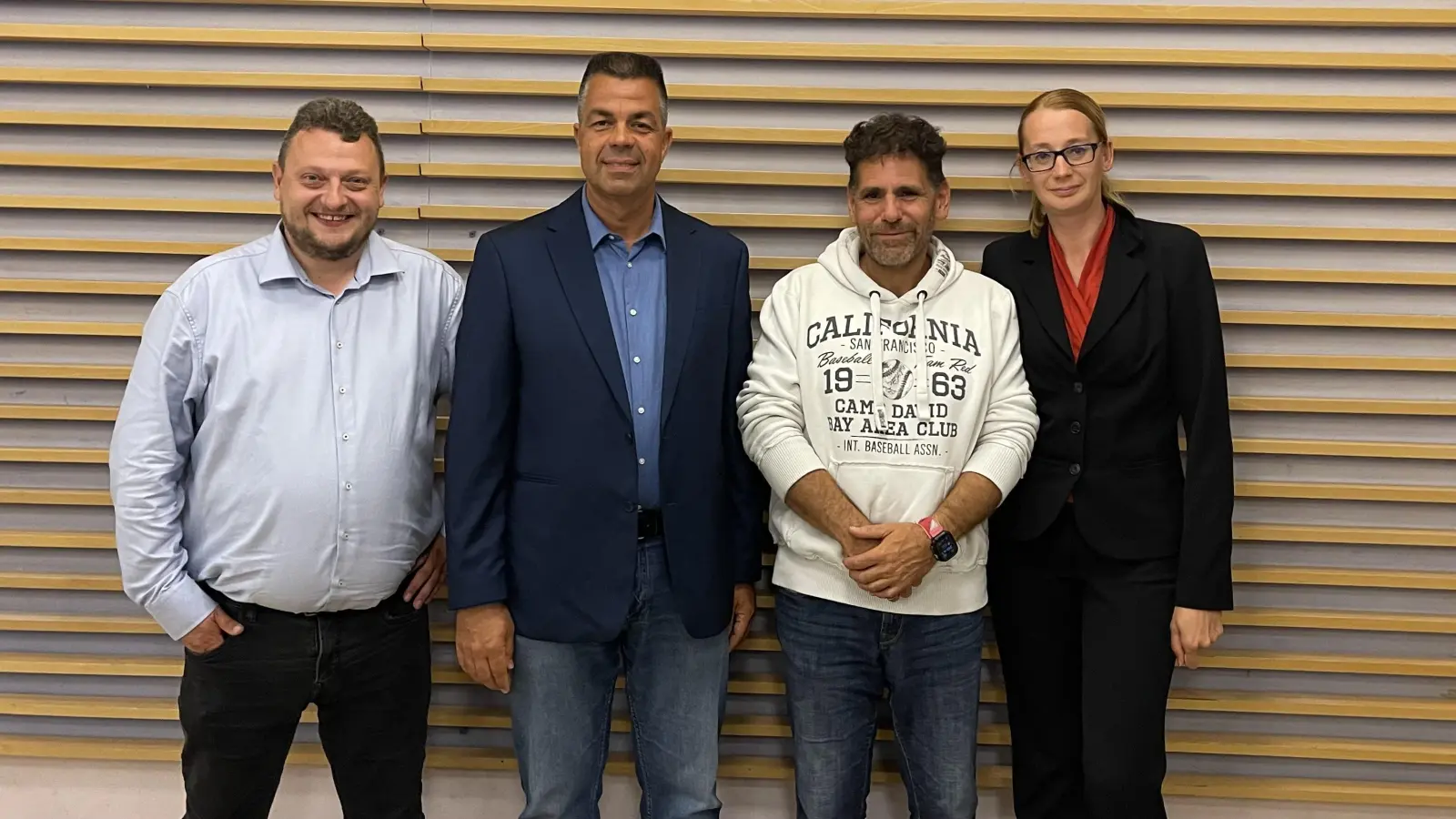 Der frisch gebackene Vorstand des Unterhachinger Festrings: (v.l.) Schriftführer Dominik Rachbauer, Vorsitzender Josef Kortländer, Stellvertretender Vorsitzender Alexander und Schatzmeisterin Anja Heigl.  (Foto: hw)
