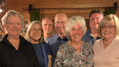 Der Vorstand der Stockschützen (v.l.): Geli Wex, Ingrid Spiegl-Mendler, Rainer Altmann, Heinz Hornung, Ingrid Schneider, Christoph Seemüller und Helga Listl. (Foto: TSV Gilching-Argelsried)