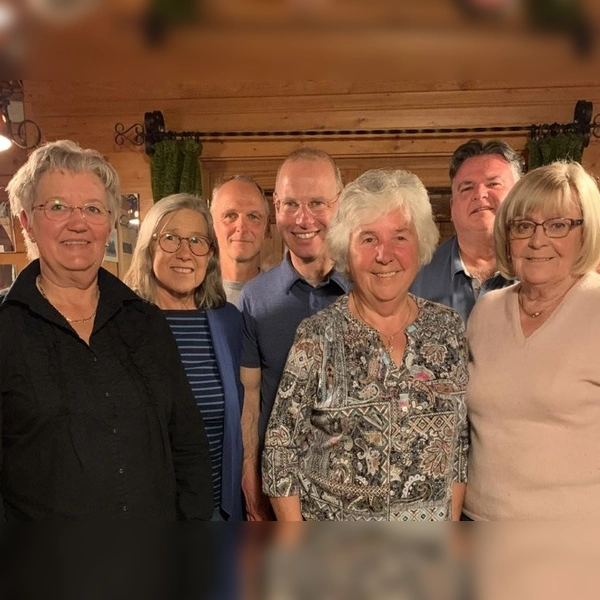 Der Vorstand der Stockschützen (v.l.): Geli Wex, Ingrid Spiegl-Mendler, Rainer Altmann, Heinz Hornung, Ingrid Schneider, Christoph Seemüller und Helga Listl. (Foto: TSV Gilching-Argelsried)