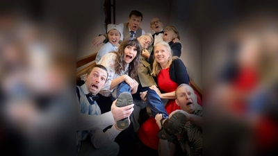 Kein Auge bleibt trocken beim neuen Stück des Holzkirchner Komödchen.  (Foto: Komödchen)