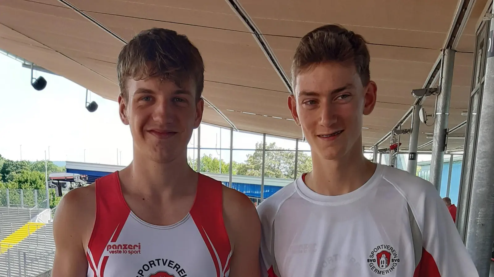 Die Athleten Jakob Zimmer (links) und Benedikt Maurer haben erfolgreich an der nationalen U18 Gala in Kassel teilgenommen. (Foto: privat)